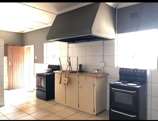 16 BEDROOM FREEHOLD FOR SALE IN INGAGANE